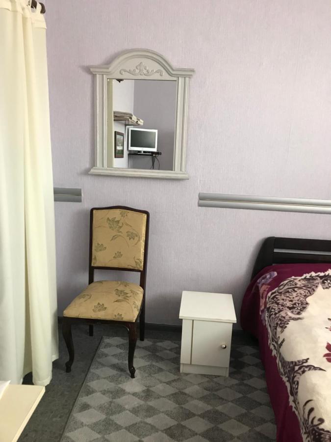 Отель Буржуа Ζιτόμιρ Εξωτερικό φωτογραφία